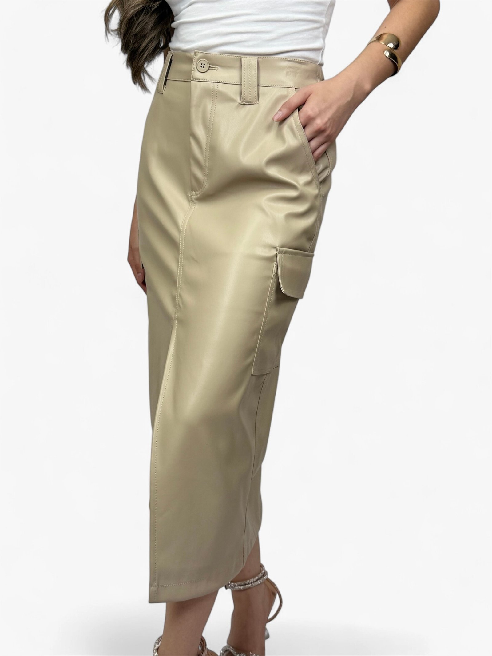 Falda tipo cargo Active de cuerina - Imagen 3