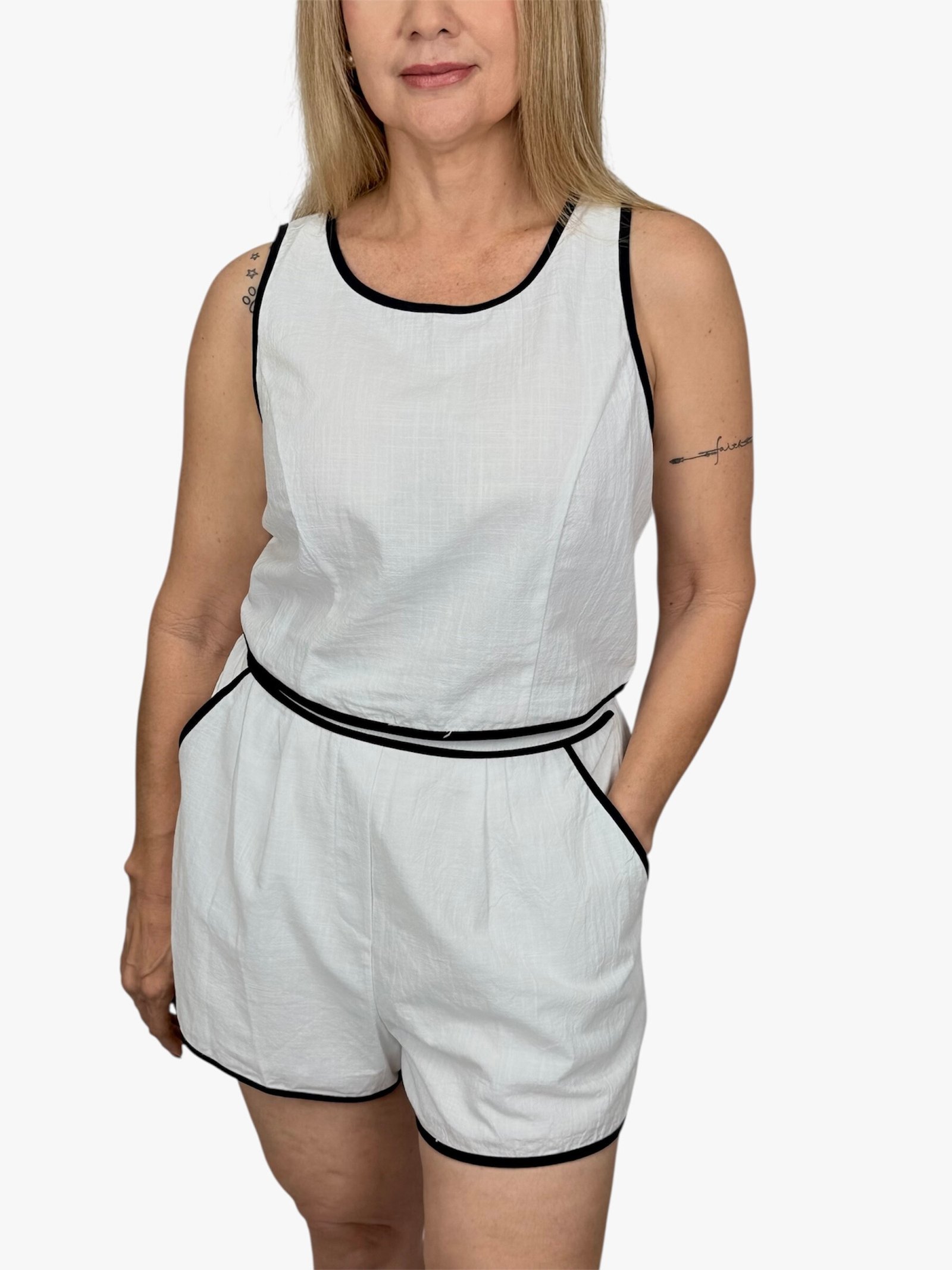 CONJUNTO DE SHORT Y BLUSA THE VINTAGE SHOP - Imagen 2