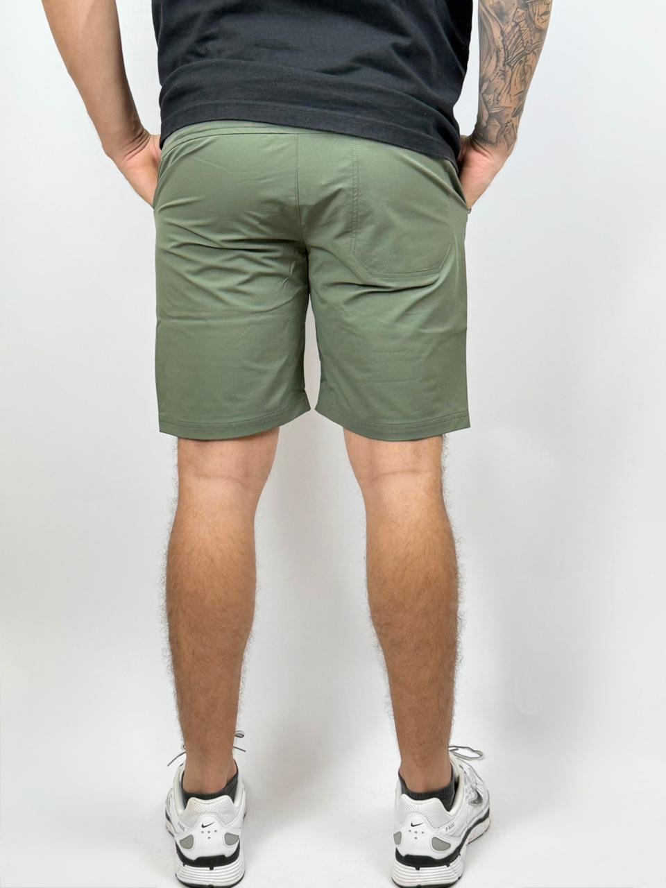 SHORT LISO CON ELÁSTICO EN LA CINTURA BLOCK - Imagen 5