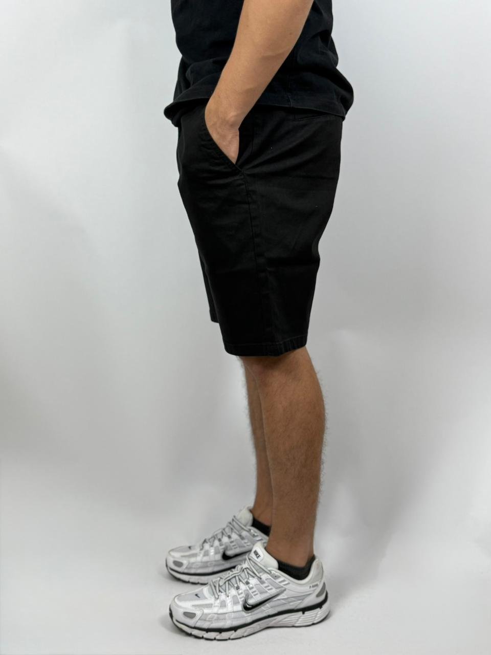 SHORT DE TELA CON PARALES BLOCK - Imagen 3