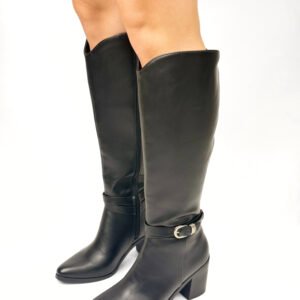 BOTAS ALTA DE TACÓN GRUESO CON EVILLA PEQUEÑA SODA