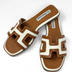 SANDALIAS BLANCAS CON CAFÉ FOREVER LINK