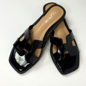 SANDALIAS NEGRAS DE CHAROL FOREVER