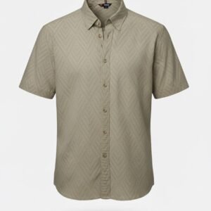 CAMISA CON DISEÑO TRIANGULAR BLOCK