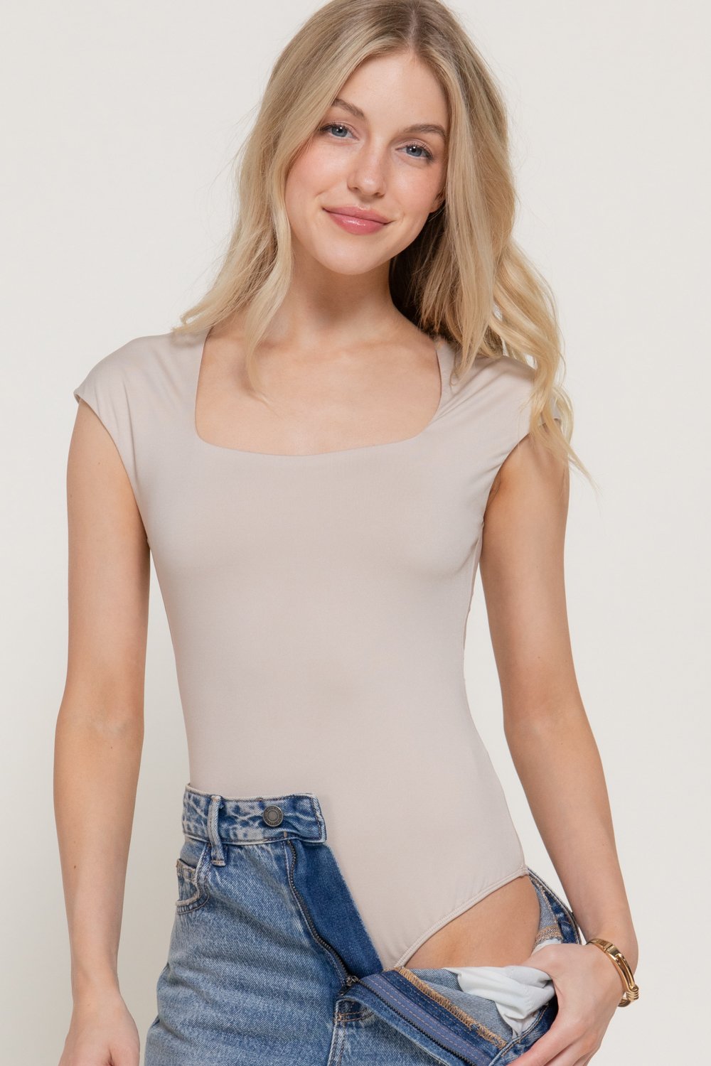 BODYSUIT LISO CON MANGA ACTIVE - Imagen 11