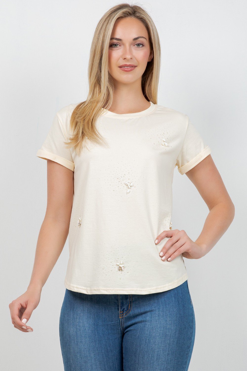 BLUSA CON ADORNOS DE CONCHAS TABA