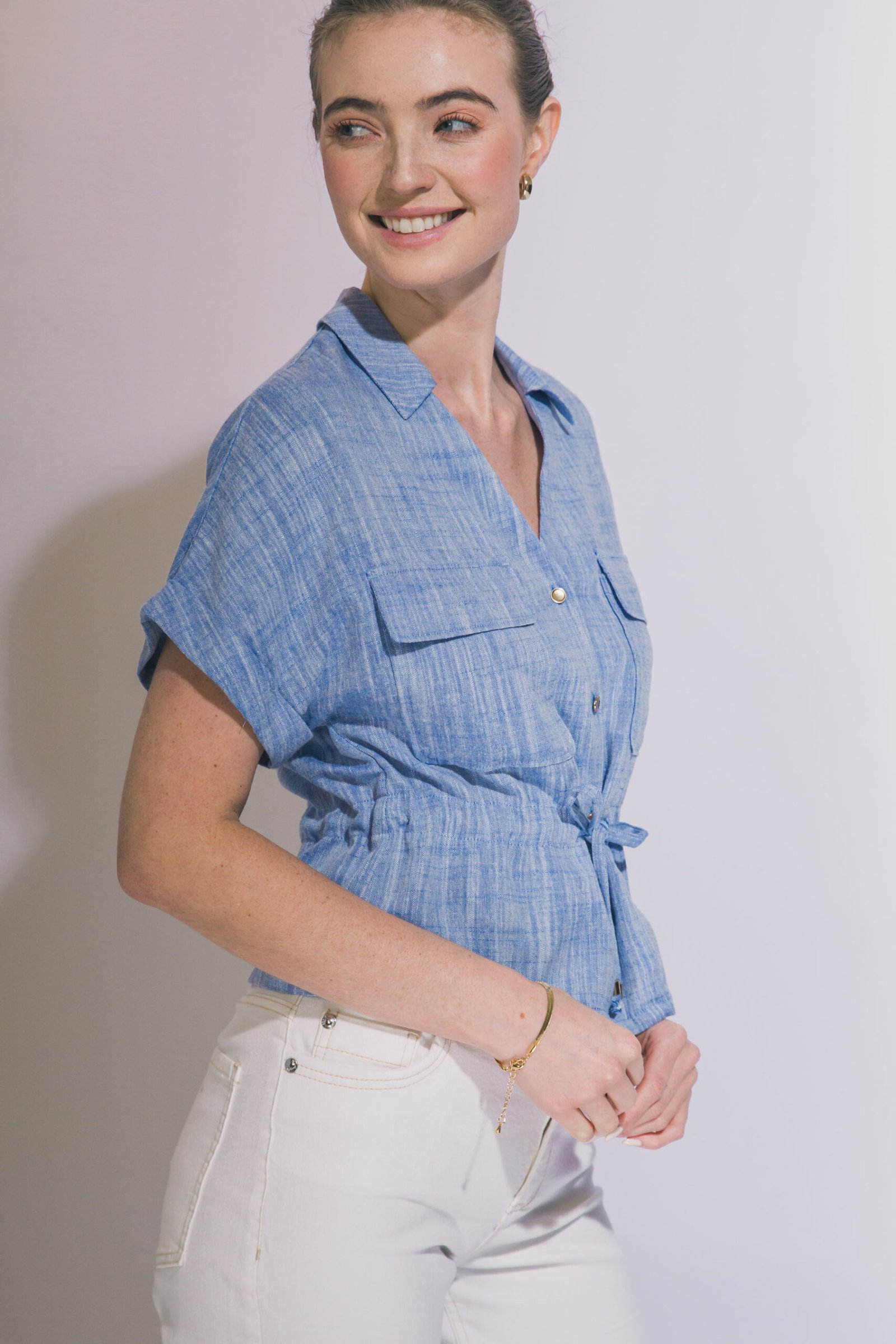 BLUSA CON BOTONES Y ELÁSTICO EN CINTURA LOVE TREE - Imagen 3