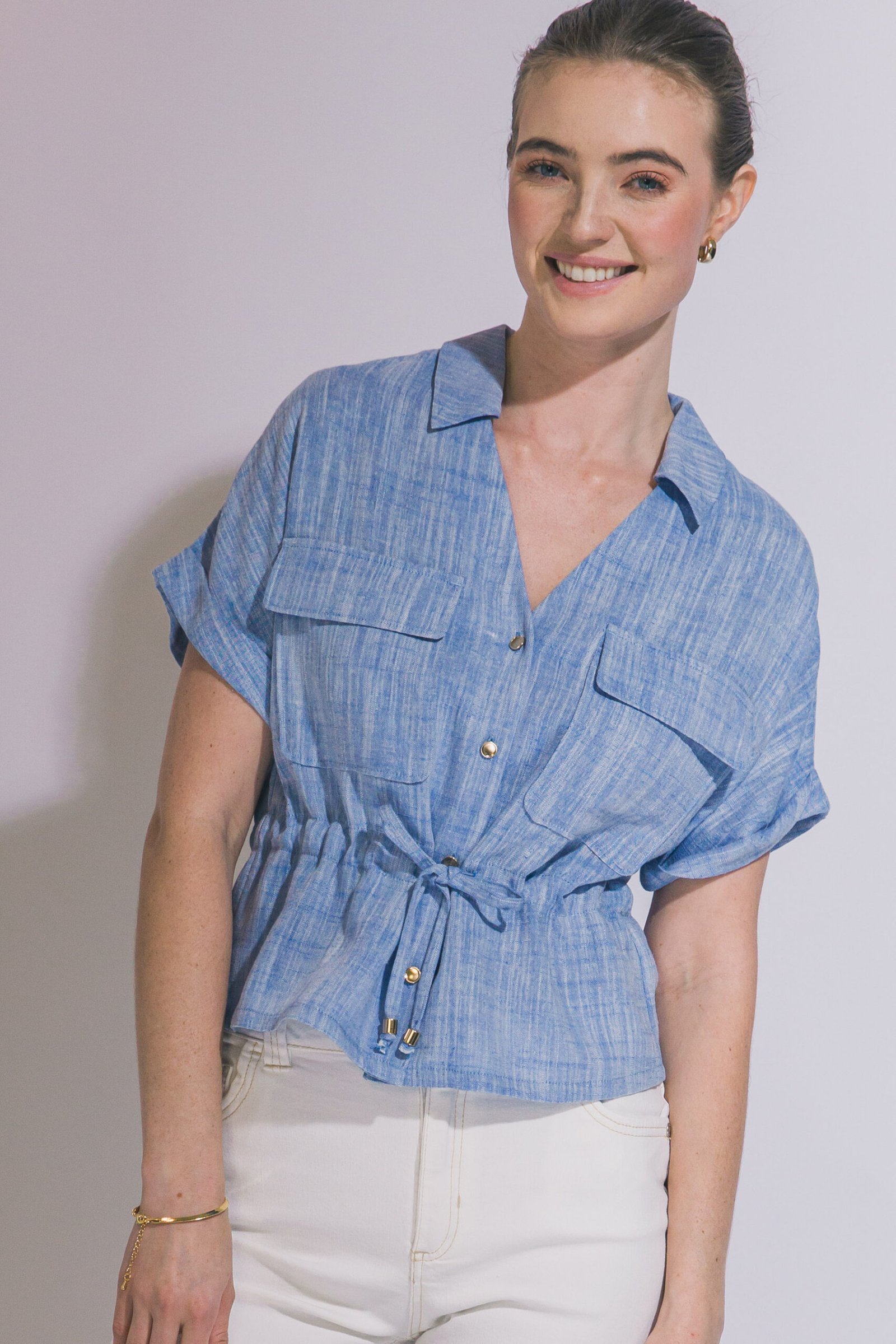 BLUSA CON BOTONES Y ELÁSTICO EN CINTURA LOVE TREE