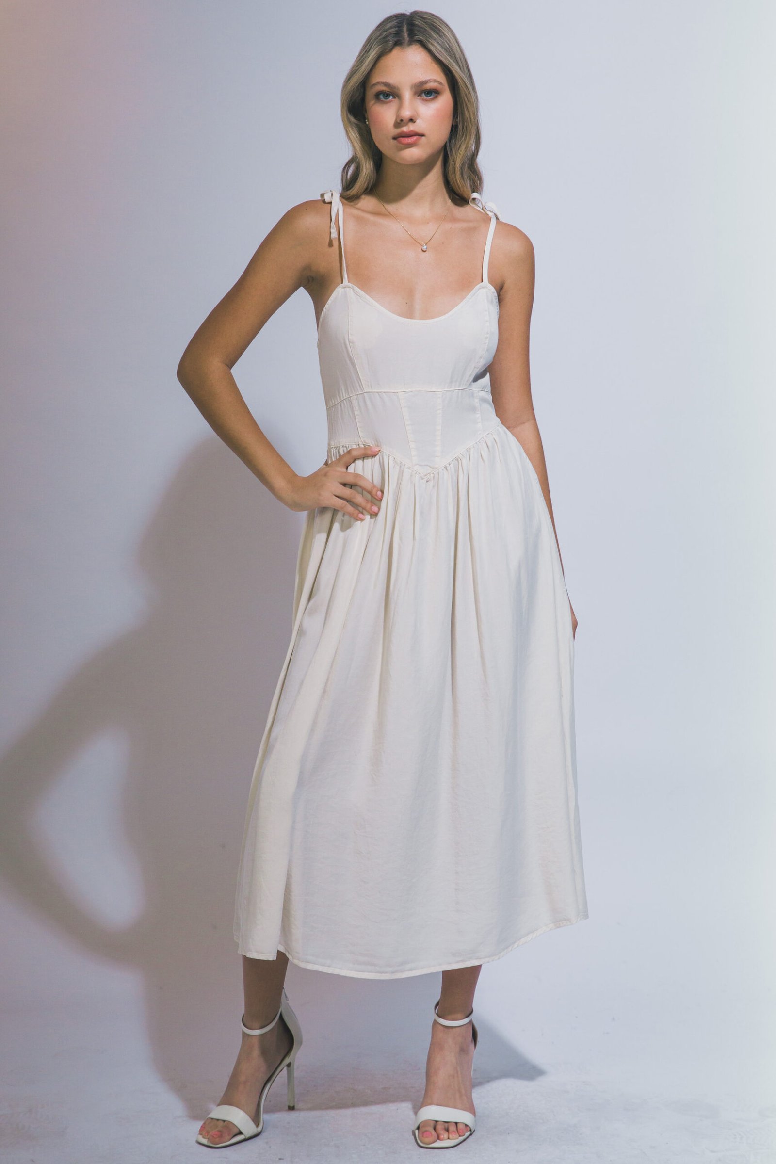 VESTIDO BLANCO DE TIRANTES LOVE TREE - Imagen 3