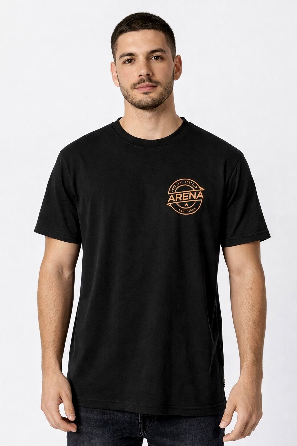 CAMISETA CON ESTAMPADO A UN LADO DEL PECHO ARENA