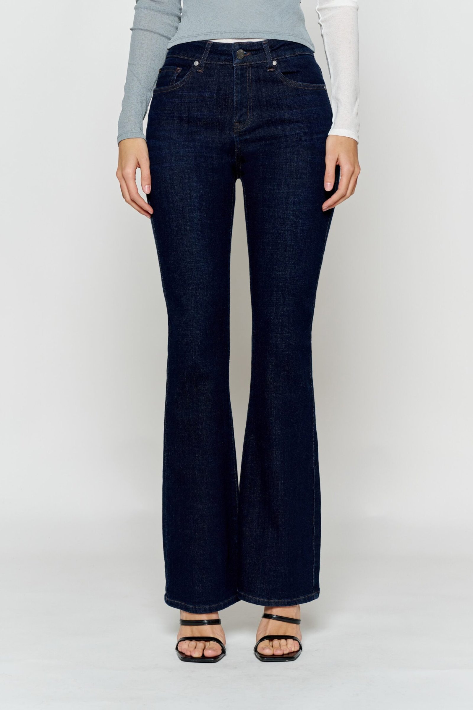 JEANS CORTE BOTA TIRO ALTO EN JEAN EP3735