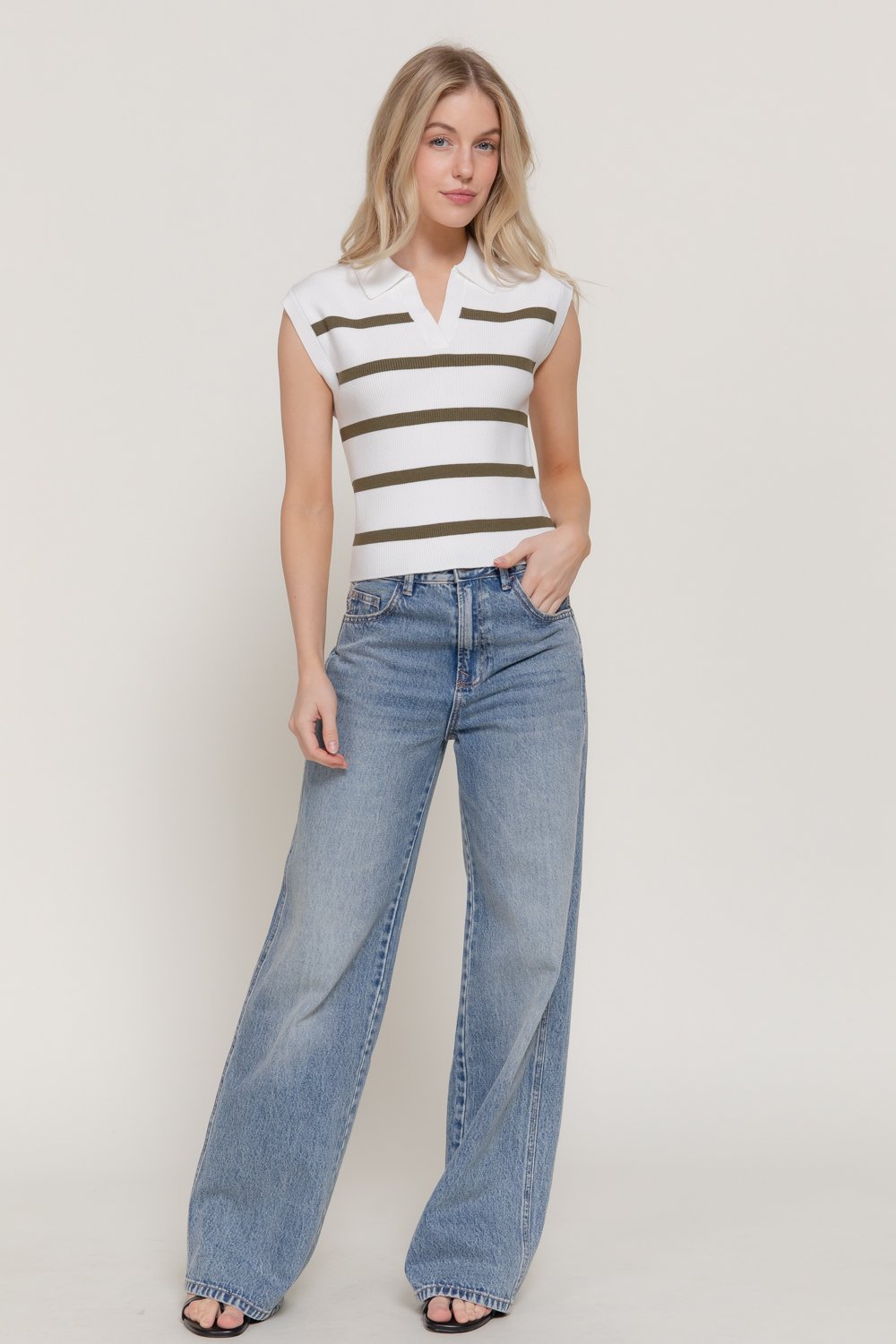 BLUSA DE RAYAS CON CUELLO ACTIVE - Imagen 8