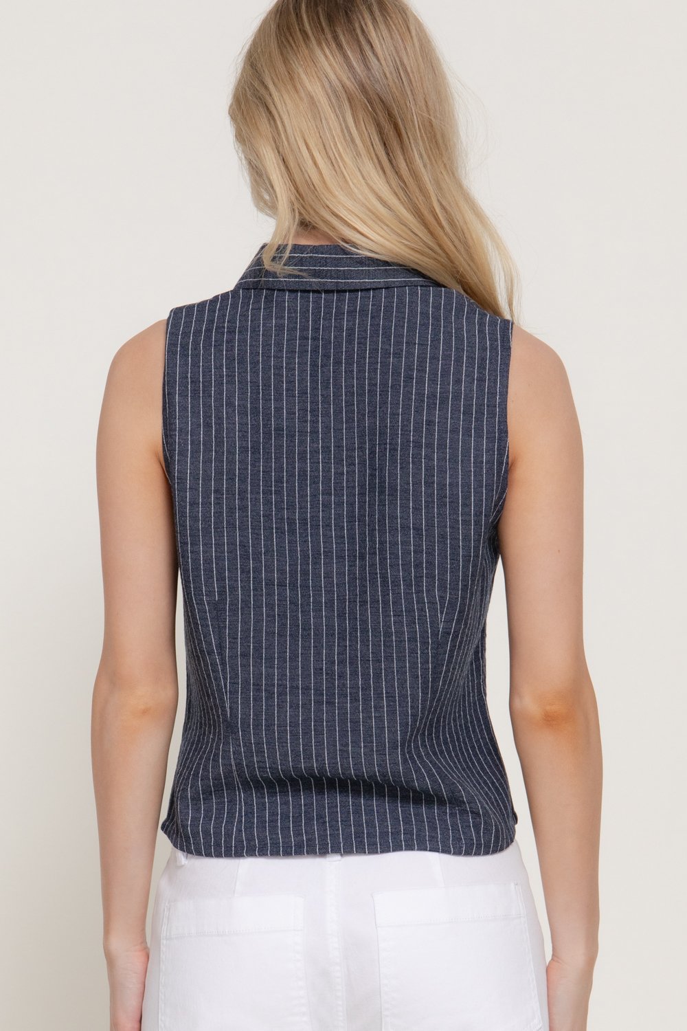 BLUSA DE RAYAS CON BOTONES ACTIVE - Imagen 2