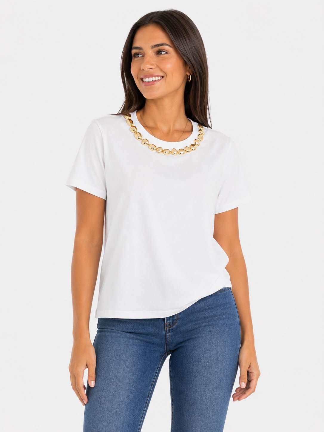 BLUSA BLANCA DE MANGAS CON ACCESORIOS EN CUELLO RUNWAY - Imagen 2